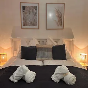 Appartement Luminous - Kostenloser Parkplatz , Stadt Naehe Salzburg