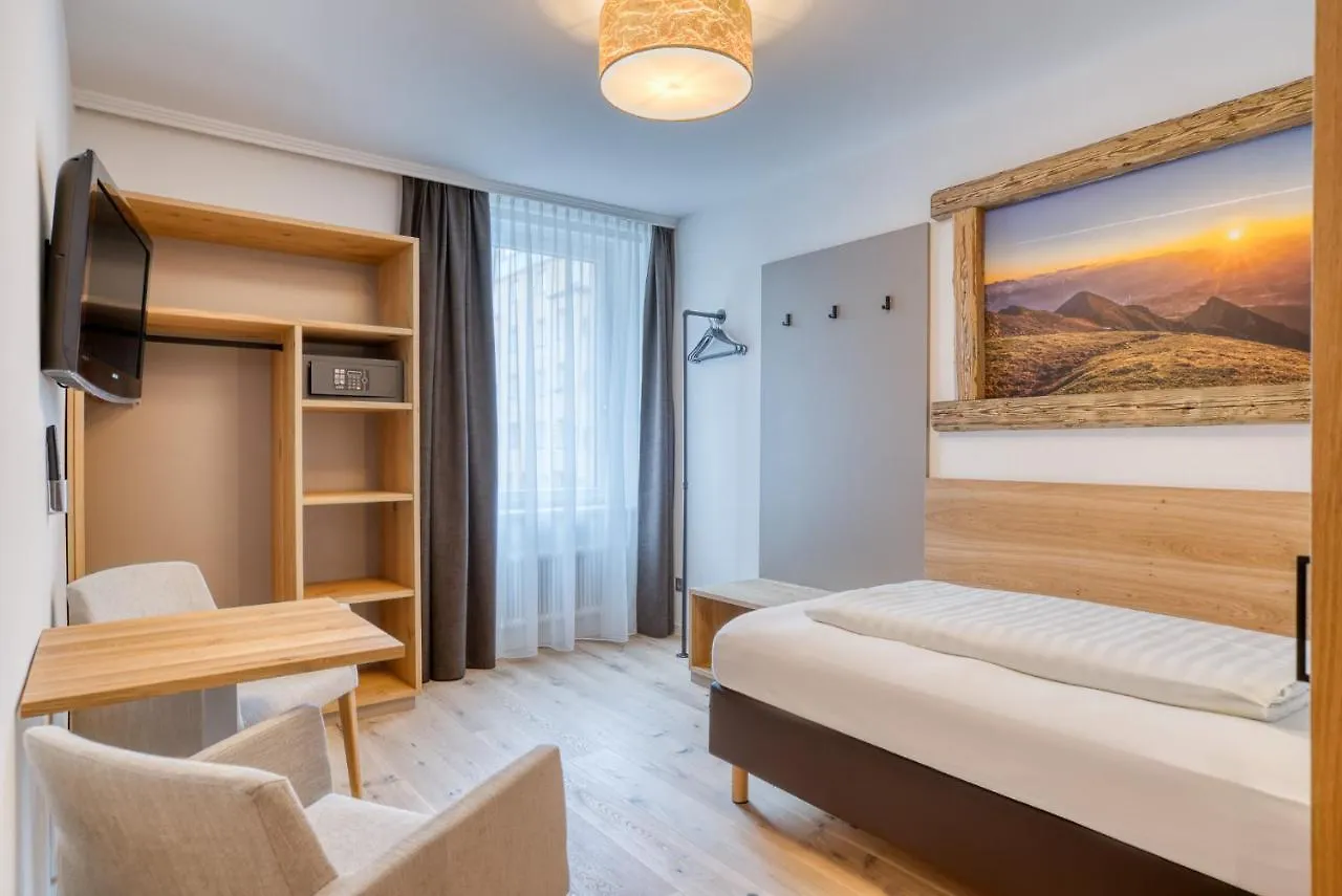 **** Hotel Leipziger Hof Innsbruck Austria